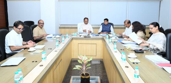 मुख्यमंत्री विष्णुदेव साय ने राजस्व विभाग के कार्यों की उच्चस्तरीय समीक्षा की