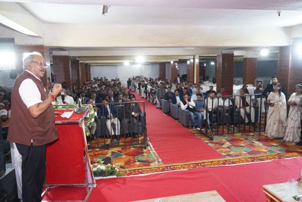 अधिवक्ता और न्यायाधीश मिलकर न्याय व्यवस्था पर जनता का विश्वास बनाए रखें: सांसद बृजमोहन अग्रवाल