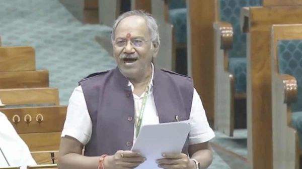 सांसद बृजमोहन अग्रवाल ने लोकसभा में उठाया छत्तीसगढ़ सहित आदिवासी और दूरस्थ क्षेत्रों में डॉक्टरों की कमी का मुद्दा
