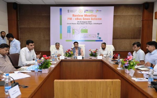 240 ई-बसों से बदलेगा शहरों का पब्लिक ट्रांसपोर्ट, सोनमणि बोरा ने तैयारियों की समीक्षा की