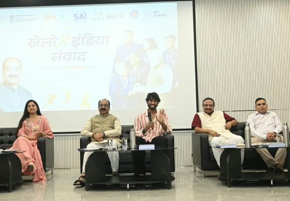 NIT रायपुर में &lsquo;खेलो इंडिया संवाद&rsquo;, उपमुख्यमंत्री अरुण साव बोले- नशामुक्त युवा ही बनाएंगे विकसित भारत