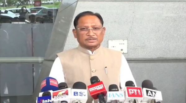 दिल्ली दौरे के बाद रायपुर लौटे CM साय, नेपाल बाढ़ पर चिंता और चुनाव में BJP की जीत का किया दावा