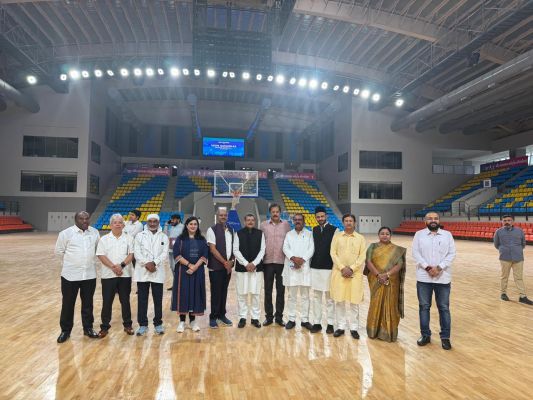 संसदीय स्थायी समिति के अध्ययन दौरे पर सांसद बृजमोहन अग्रवाल ने अहमदाबाद के वीर सावरकर स्पोर्ट्स कॉम्प्लेक्स का किया निरीक्षण