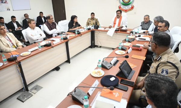 नए कानूनों के अमल में और सुधार की तैयारी, गृह मंत्री विजय शर्मा ने अधिकारियों को दिए निर्देश