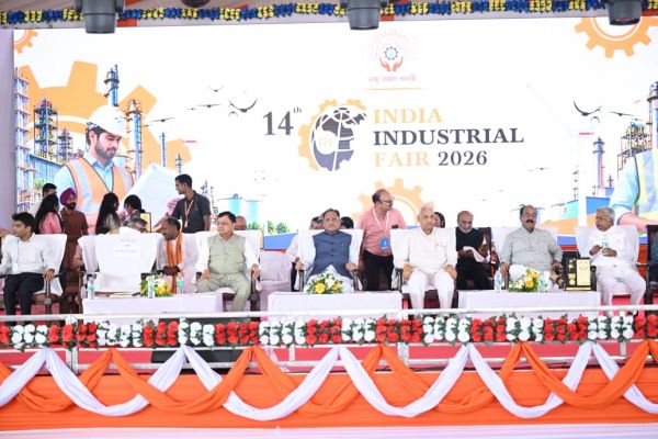 मुख्यमंत्री साय ने रायपुर में किया &lsquo;इंडिया इंडस्ट्रियल फेयर-2026&rsquo; का शुभारंभ, देशभर से आए उद्यमियों से किया आत्मीय संवाद