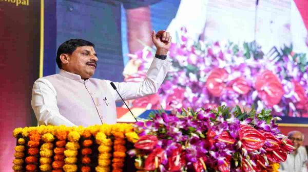 महात्मा गांधी-पूर्व प्रधानमंत्री भारत रत्न शास्त्री को सीएम डॉ. मोहन ने किया नमन, कहा- 