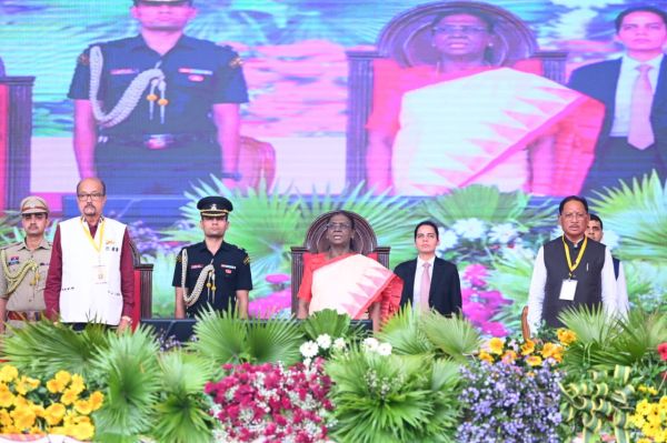 बस्तर दशहरा सामाजिक समरसता, सामूहिक आस्था और लोकतांत्रिक मूल्यों का जीवंत प्रतीक- राष्ट्रपति द्रौपदी मुर्मु