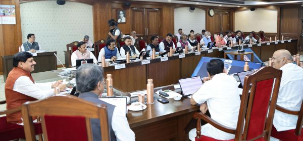 मोहन कैबिनेट के बड़े फैसले: किसान कल्याण से विकास योजनाओं तक, करोड़ों के प्रस्ताव मंजूर
