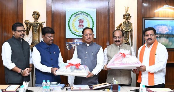 हमारे वनों की समृद्धि और मातृशक्ति के परिश्रम से तैयार उत्पाद बनें छत्तीसगढ़ की पहचान - मुख्यमंत्री विष्णुदेव साय