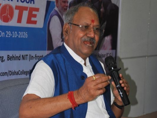सीने में आग, मुँह में शक्कर, सिर में बर्फ़ और पैर में चक्कर रखने वाला ही सच्चा युवा: सांसद बृजमोहन अग्रवाल