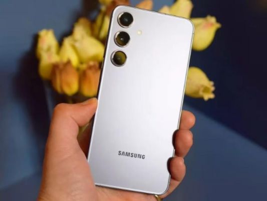 अमेज़न की बहुप्रतीक्षित ग्रेट इंडियन&nbsp;फेस्टिवल&nbsp;सेल से पहले सैमसंग के प्रीमियम 5G फोन पर भारी छूट, ₹28,000 तक की बचत का मौका