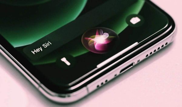 AI रेस में Apple की बड़ी तैयारी! नेक्स्ट-जेनरेशन Siri की टेस्टिंग के लिए बनाया ChatGPT जैसा ऐप