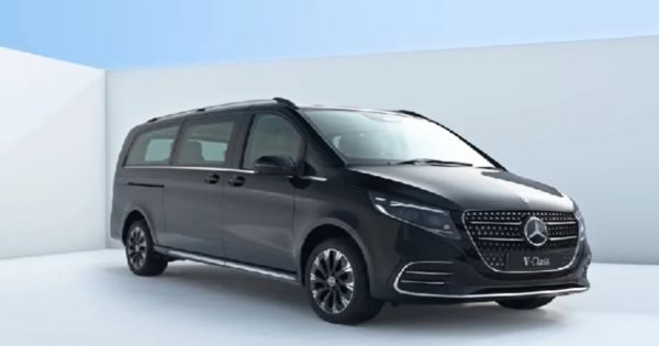 Mercedes-benz ने भारत में पेश की सबसे सस्ती इलेक्ट्रिक सेडान CLA: 792 किमी की रेंज और हाई-टेक फीचर्स से लैस