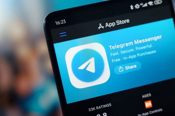 NEET UG विवाद: एक हफ्ते के अस्थायी बैन के बाद Google Play Store पर लौटा Telegram, एप्पल यूजर्स को अभी भी इंतजार